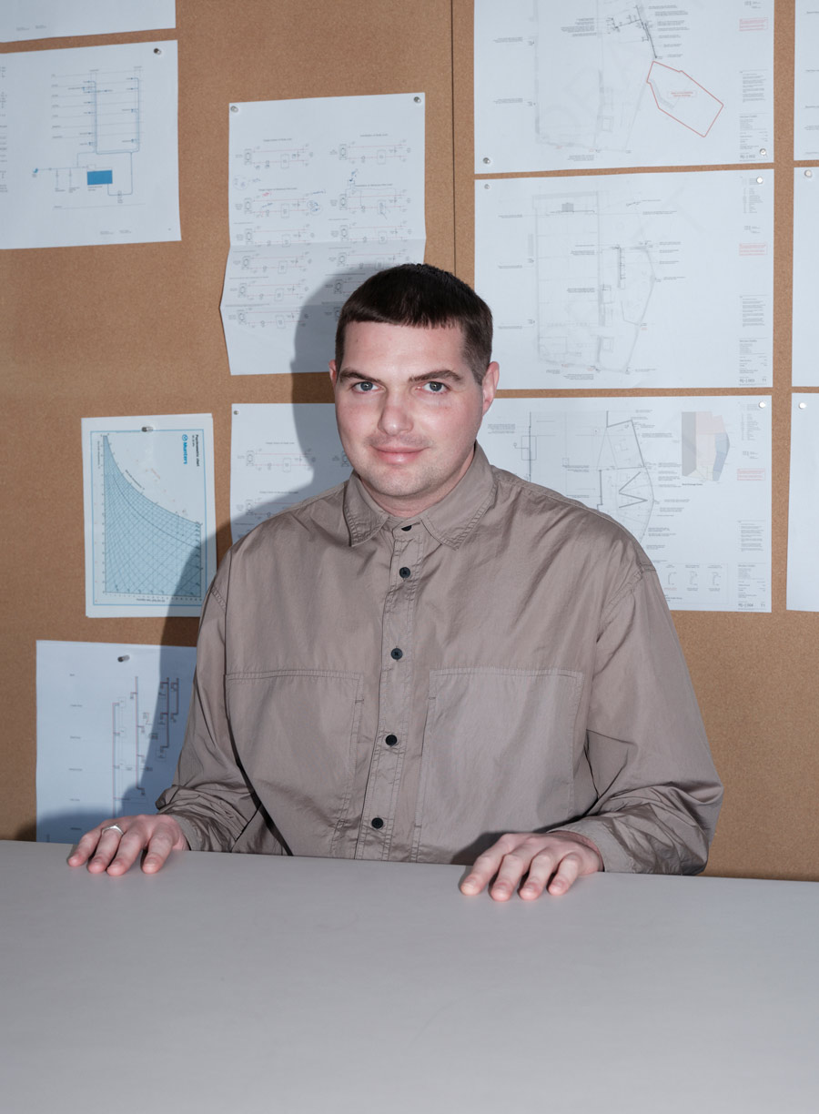 Alexander Cligman, Associate